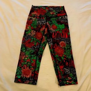 Lululemon capri printed leggings